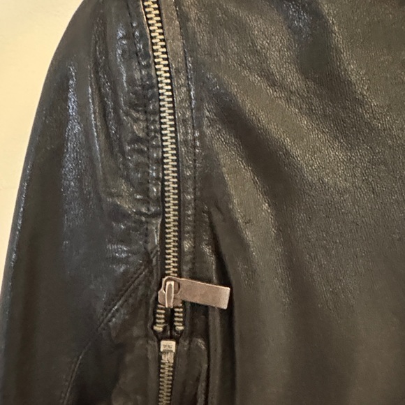 Elegant  Black Leather Women's Jacket - Picture 4 of 10